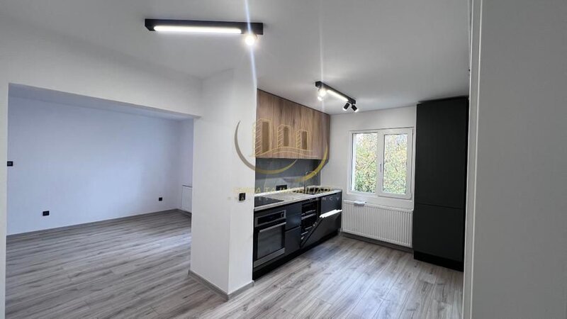 Cluj Napoca Apartament 3 camere complet renovat la 1 minut de Academia de Muzica