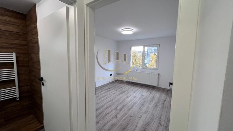 Cluj Napoca Apartament 3 camere complet renovat la 1 minut de Academia de Muzica