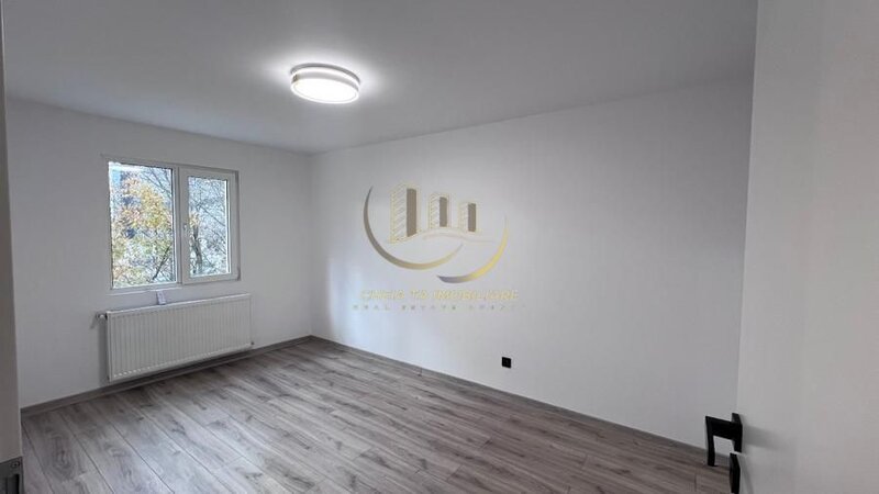 Cluj Napoca Apartament 3 camere complet renovat la 1 minut de Academia de Muzica