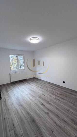 Cluj Napoca Apartament 3 camere complet renovat la 1 minut de Academia de Muzica